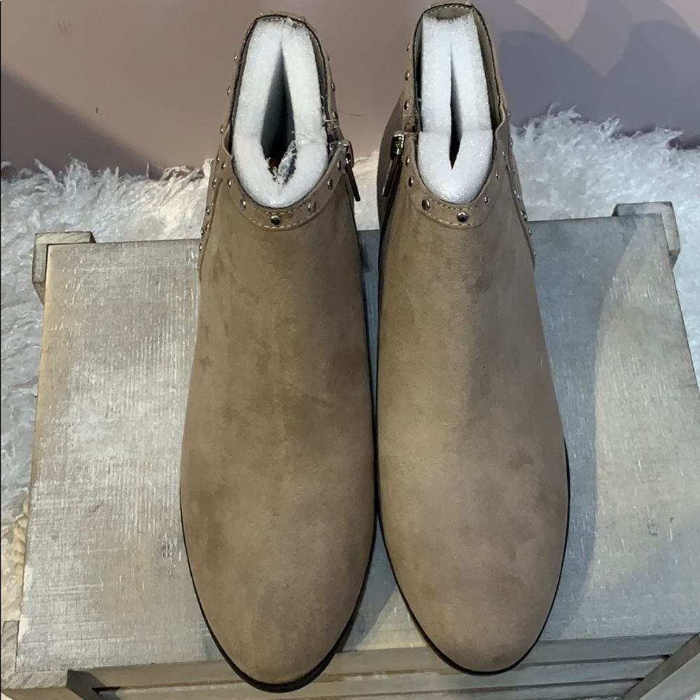 SAM Edelman Studded ankle booties NIB - Picture 3 of 8